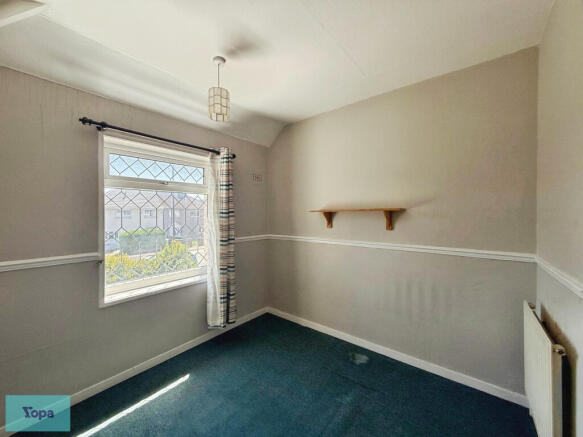 3 bed Semi-Detached for sale Image 12