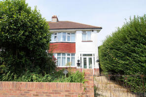 20, Grove Avenue, Portchester, Fareham PO16 9EX