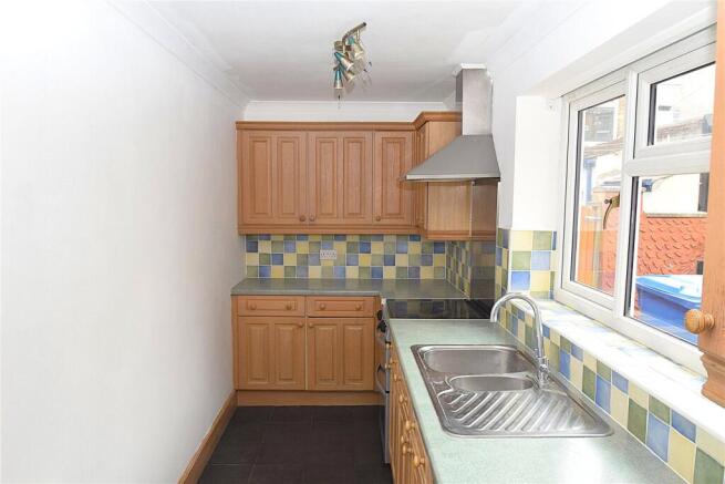 2 bed Terraced for sale Image 8