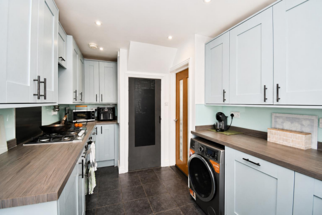 3 bed End of Terrace for sale Image 9
