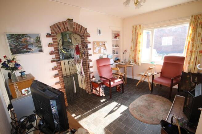 Sitting/Dining Room