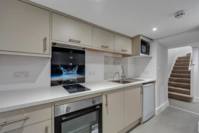 Kitchen 1