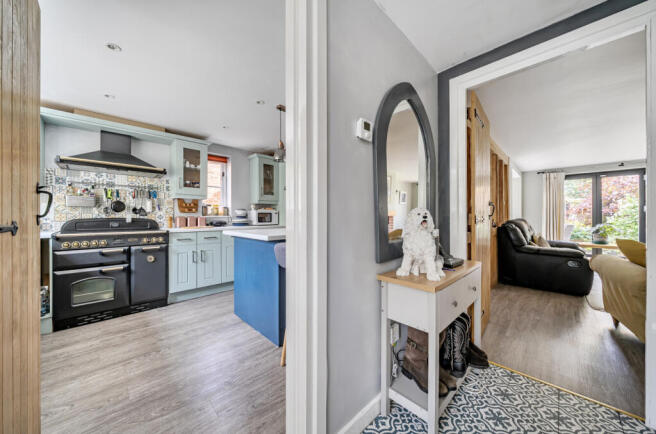 1309995-9-6851a04...