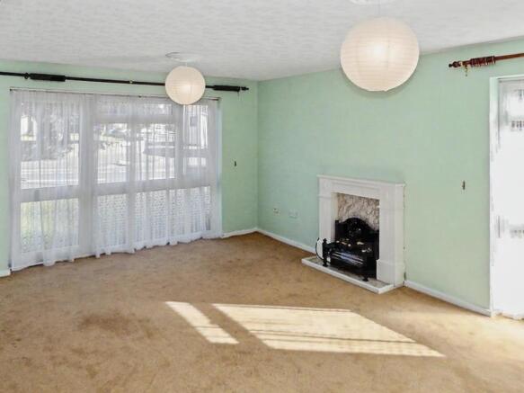 l room.jpg