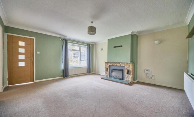 Lounge to Front