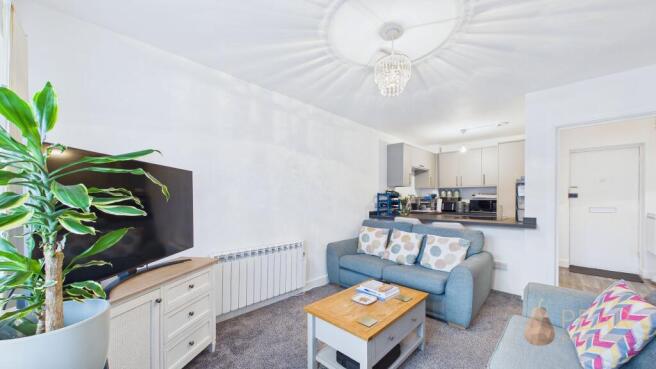 Lounge Kitchen