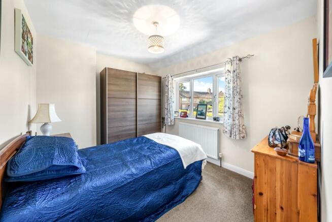 3 bed Terraced for sale Image 9