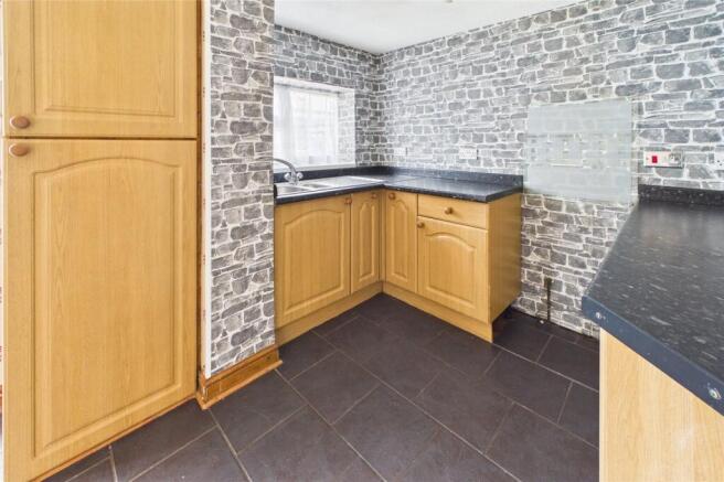 2 bed Terraced for sale Image 6