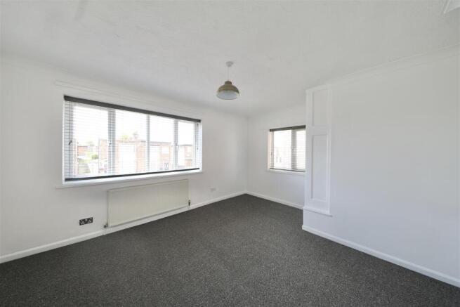 2 bed Semi-Detached for sale Image 10