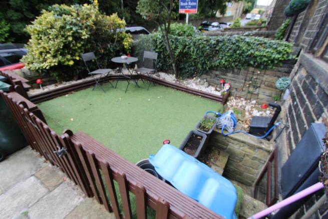 2 bed Terraced for sale Image 3