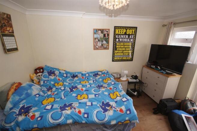 Bedroom 3.JPG