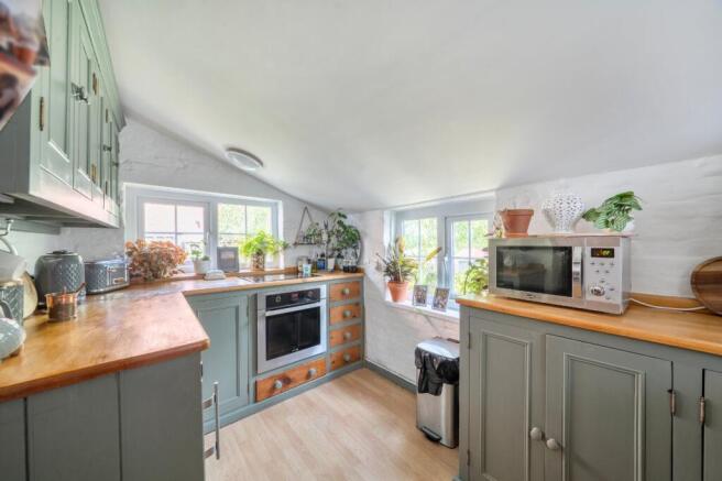 Barley Hill, Dunbridge, Romsey, Hampshire, SO51 photo 4