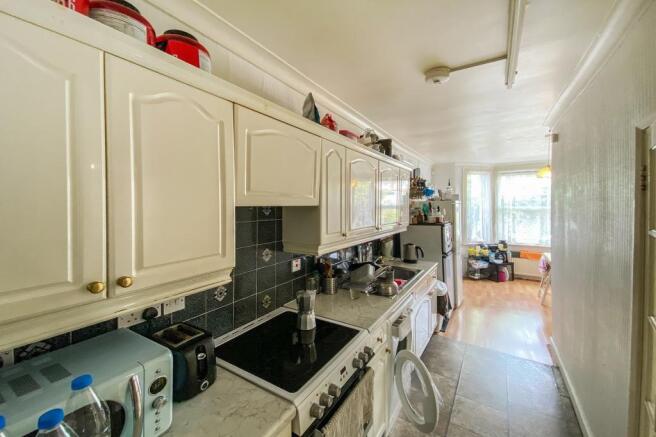 39 Waldeck Road, Duckett's Green, London N15 3EL