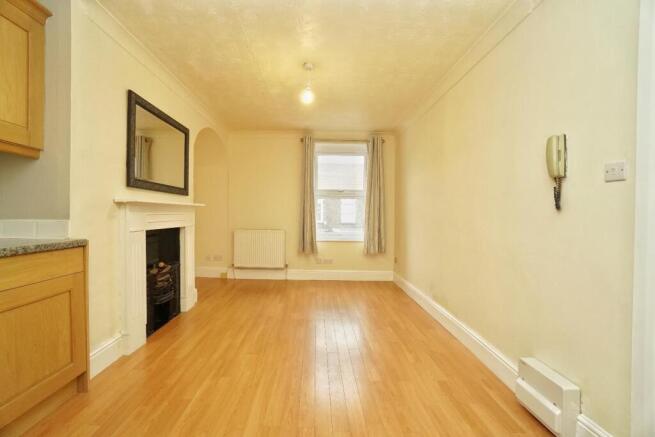 Living Room / Kitchen