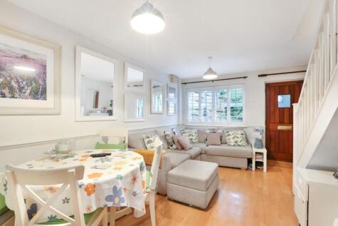 Leewood Close, London