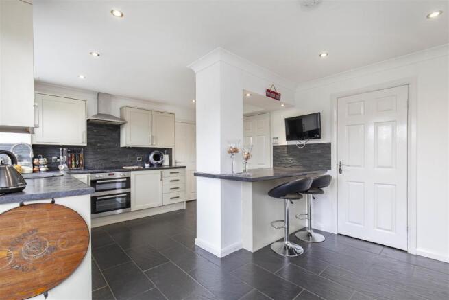 52 Springvale Road-10.jpg