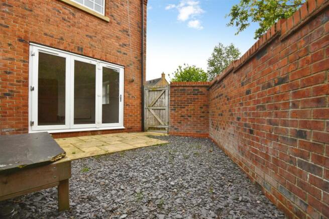 2 bed End of Terrace for sale Image 4