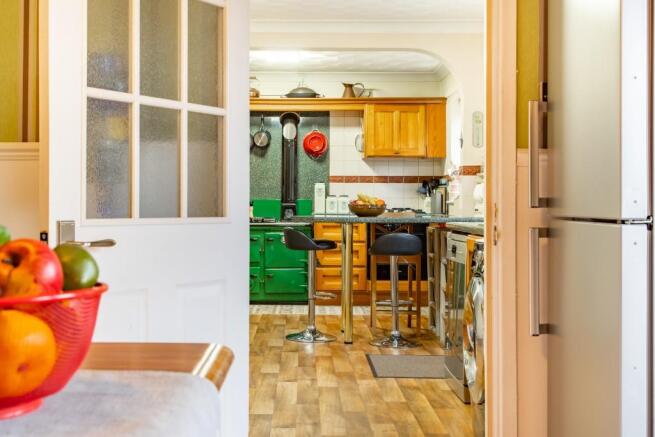 Spacious kitchen