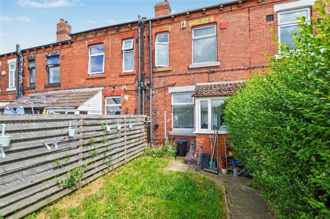 2 bed Terraced for sale Image 8