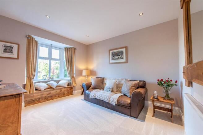Sitting Room.jpg