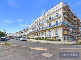 8, Wessex Court, Esplanade, Scarborough YO11 2AE