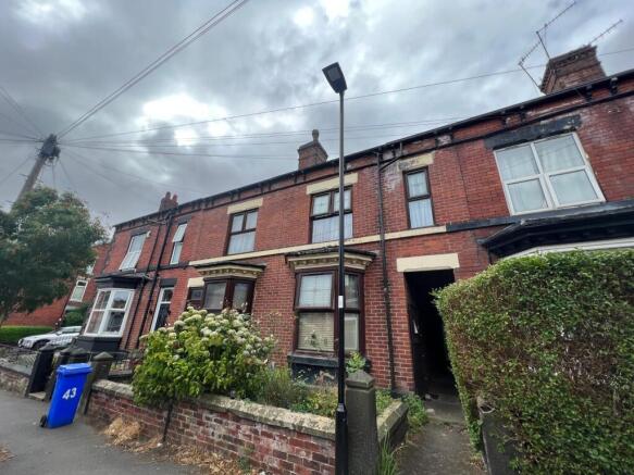 3 bed Terraced for sale Image 4