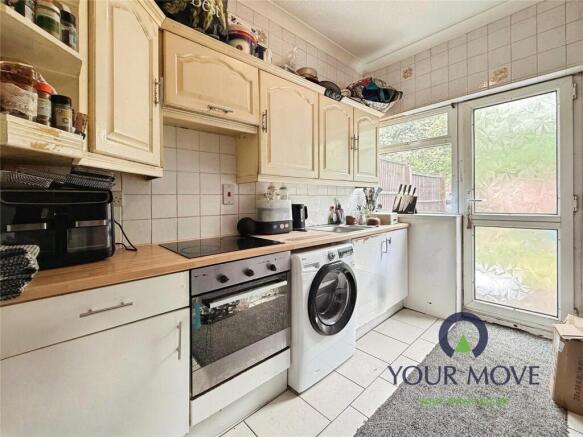 3 bed Terraced for sale Image 5