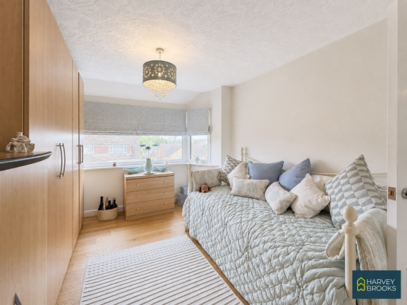 3 bed Semi-Detached for sale Image 9