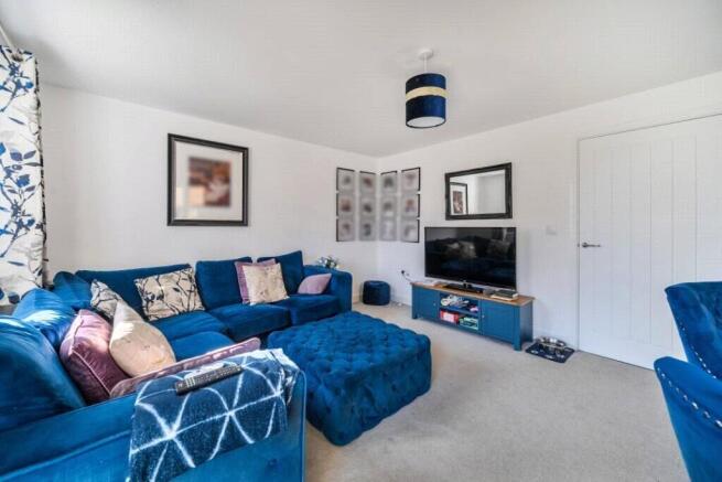 Limbrey Drive, Olney, Buckinghamshire, MK46 photo 4
