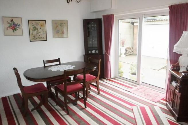kitchen/dining room