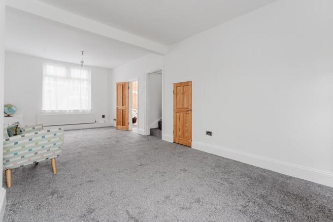 35 Durban Road, Kettering--3.jpg