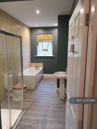 Upstairs Bathroom