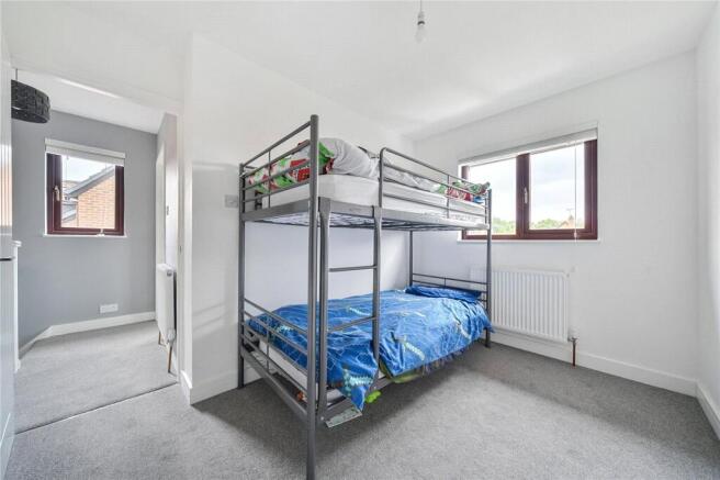 House in Wokingham, Emmbrook - View 5