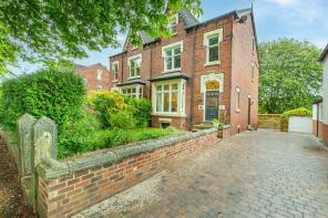 55, Shaftesbury Avenue, Lidgett Park, Leeds LS8 1DR