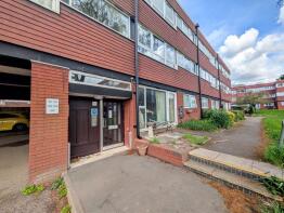 99, Cleaver Gardens, Nuneaton CV10 0HG