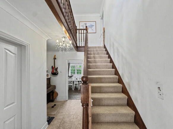 4 bed Detached for sale Image 4