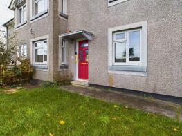 4b, Gwavas Estate, Chywoone Hill, Newlyn TR18 5ND