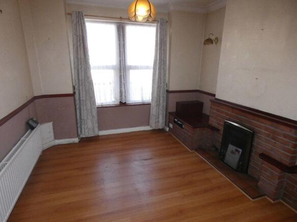 Stanley Road, Linden, Gloucester photo 2