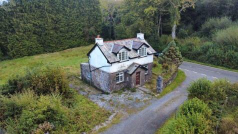 The Lodge, Brynaman Road, Gwynfe, Llangadog, SA19 9TE