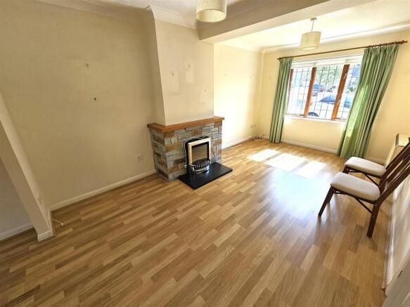 Living Room.jpg