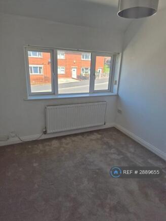 3 bed Detached to rent Image 12