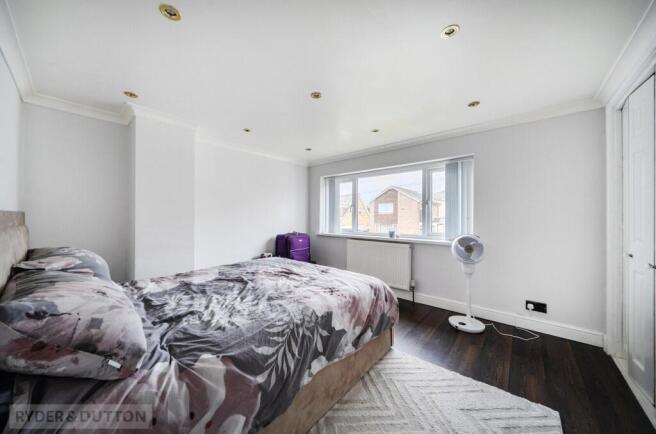 2 bed Semi-Detached for sale Image 11
