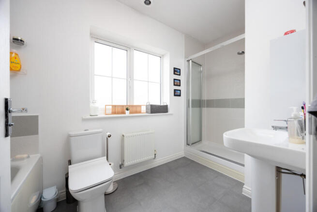 9 Lambert Rd-9 Lambert Rd, Aylesbury HP18 0WU, UK-