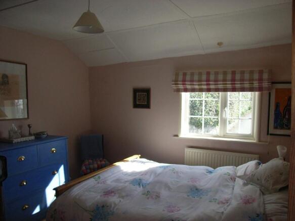 Photo 4