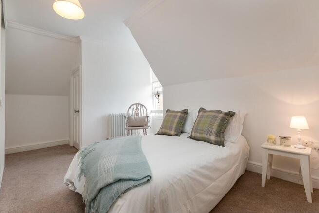 2 bed Apartment for sale Image 9