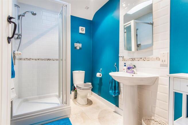8462208-interior11.jpg