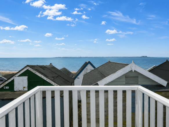 Freehold Beach Hut for Sale