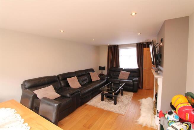 Living Room.JPG