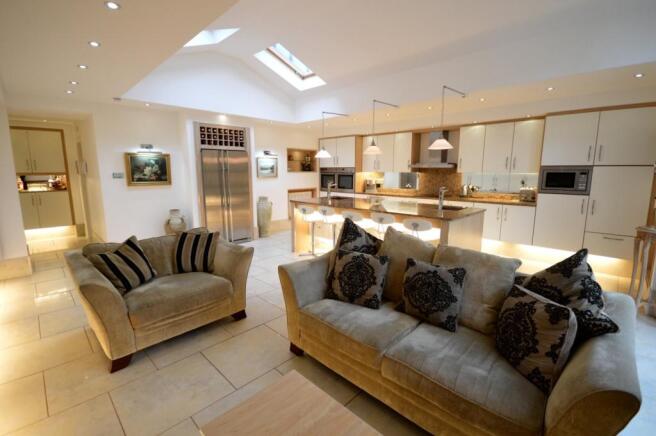 family dining kitche
