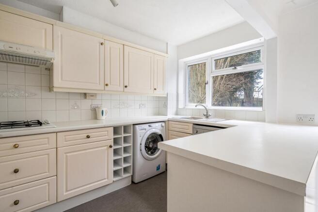 Kitchen/Dining Area